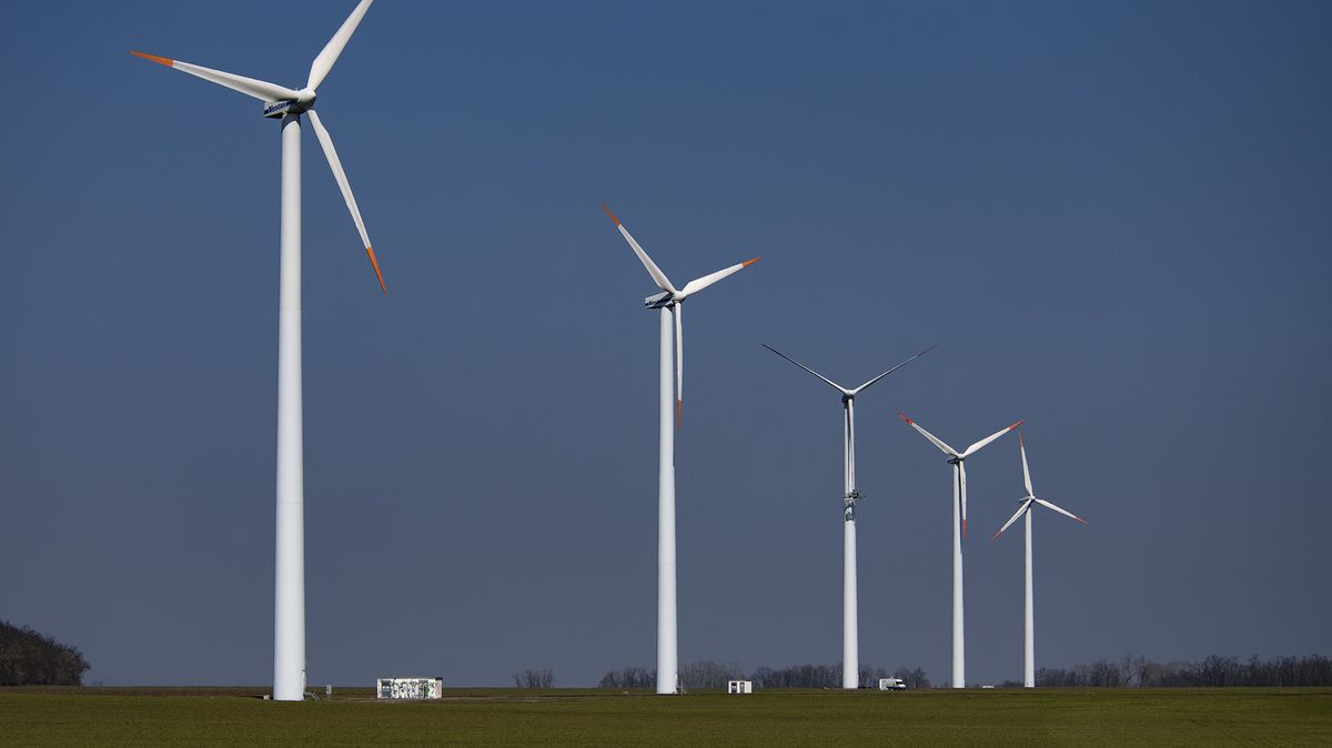 Německý plán na mohutnou výstavbu větrníků se zadrhává